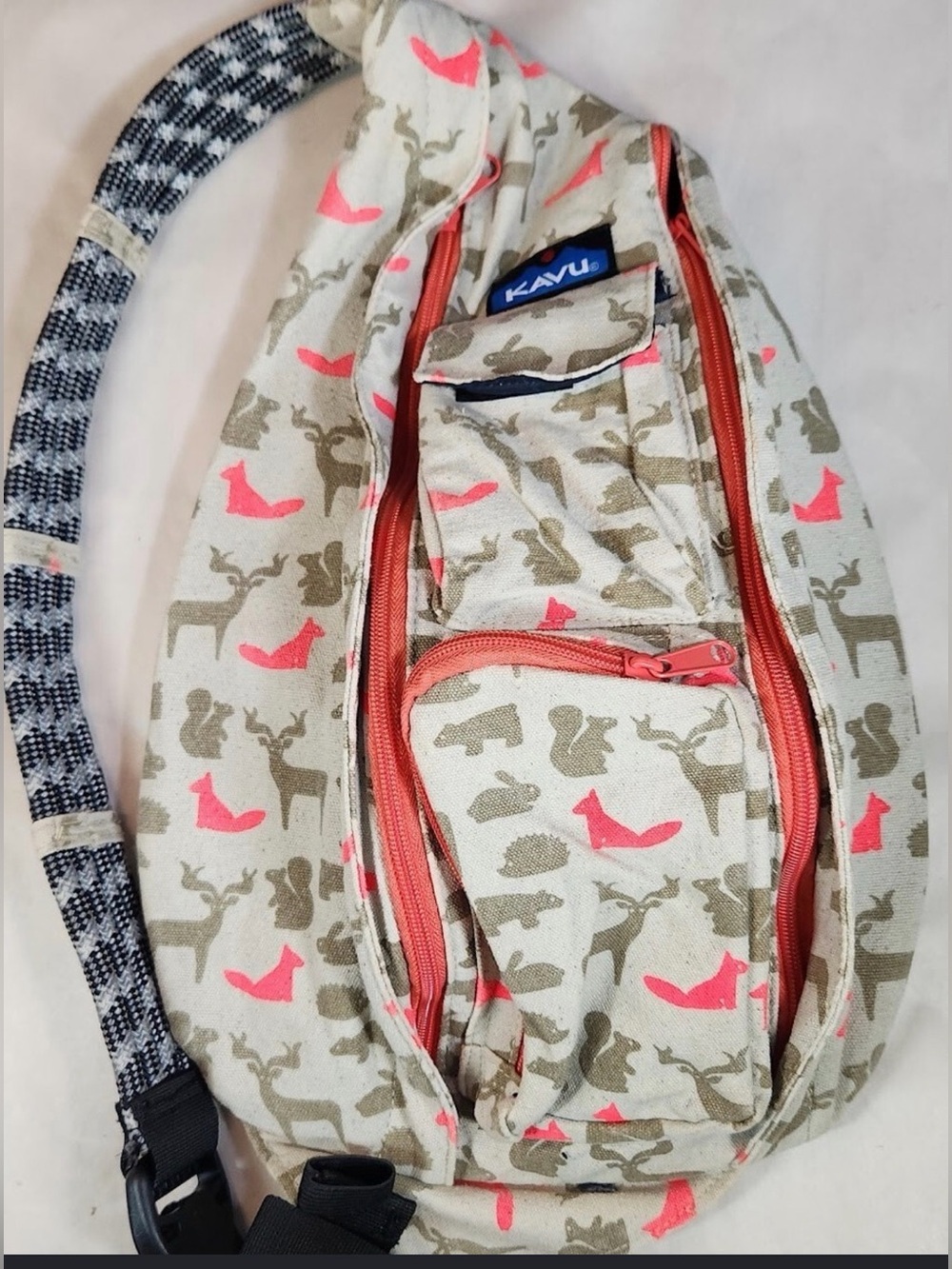 Kavu Natural Canvas Sling with Coral Animal Print
